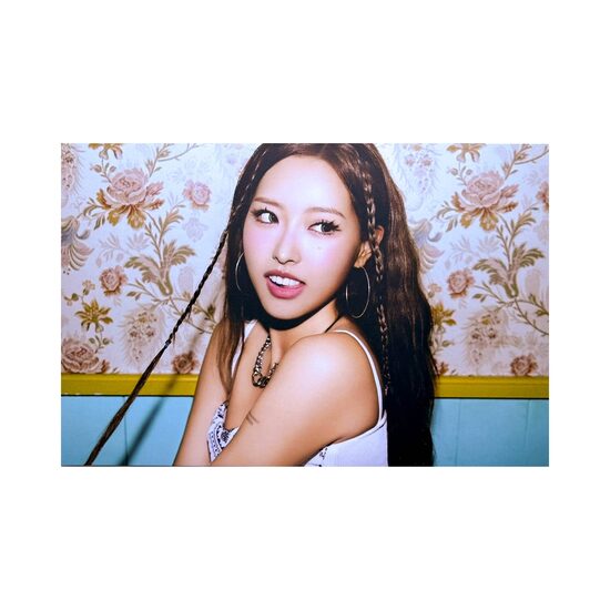 POSTCARD | Loossemble [TTYL]